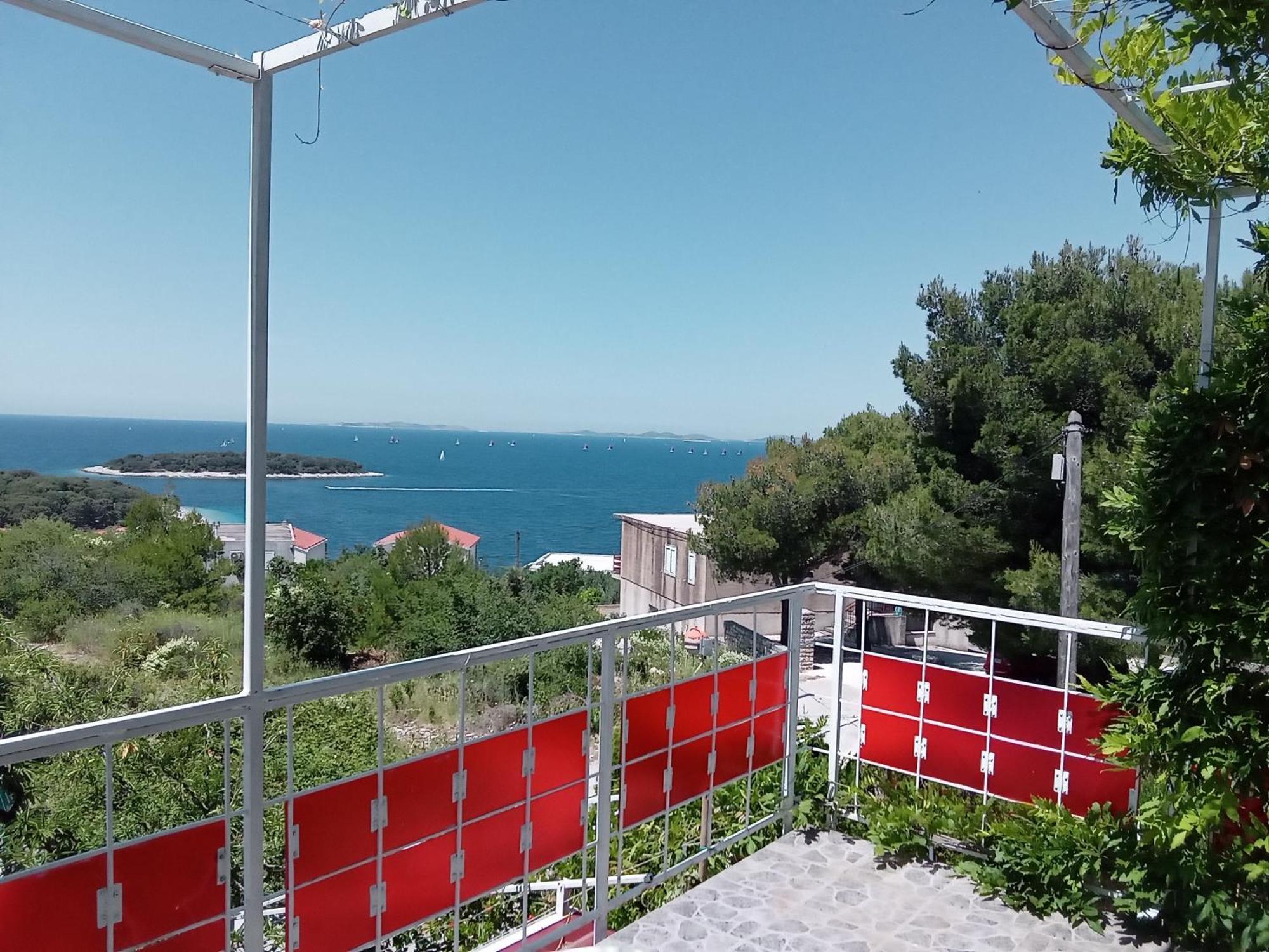 Apartment Srecko *